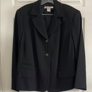 Nygard Collection classic Women's Black Suit: Blazer and Slacks